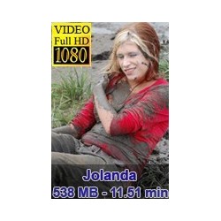 mudmodels007 Jolanda stuck in mud
